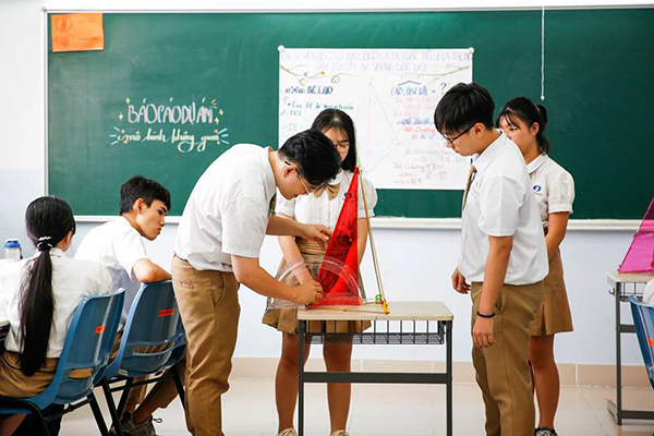 Cong ty Cong Nghe Tin hoc Nha truong  Schoolnet  Bài viết  Cabri 3D   phần mềm đầu tiên hỗ trợ vẽ hình học động trong không gian 3 chiều