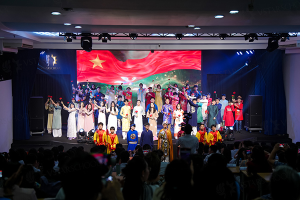 NHẠC KỊCH "HÀO KHÍ TRỜI NAM"